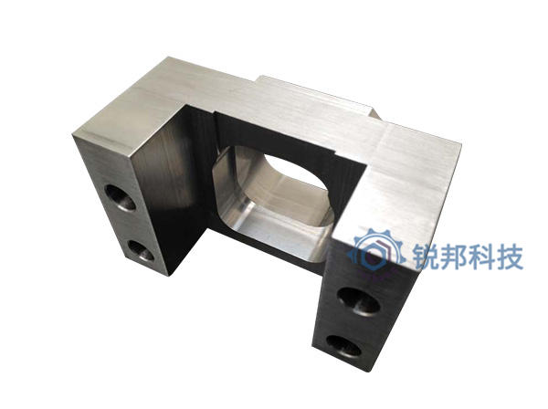 How to prevent deformation and offset from precision CNC processing manufacturers